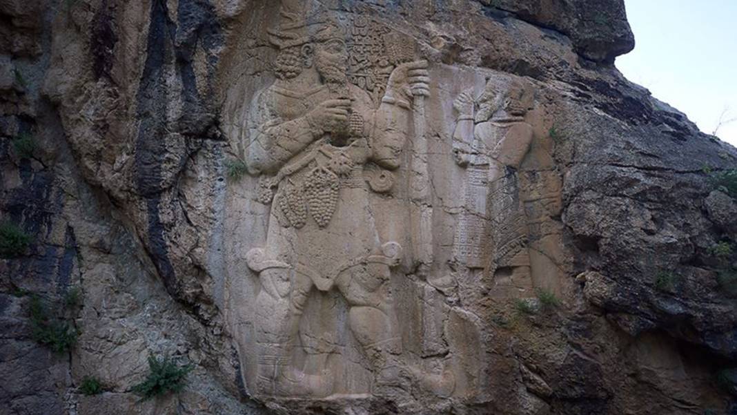 Meğer Konya Hititlerin de buğday ambarıymış! Bolluk dualarını Konya'da taşa kazımışlar 2